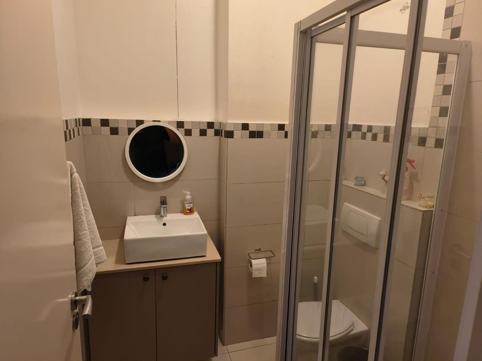 Urbanparkezstay I008 *
